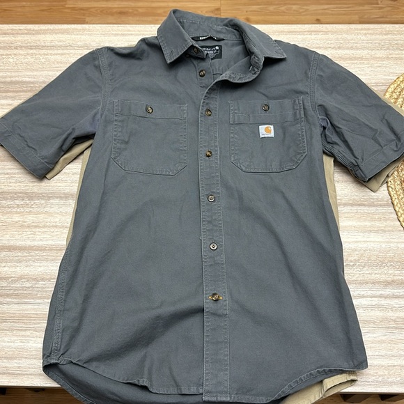 Two Men’s Carhartt relaxed fit button up shirts size small - Picture 8 of 12